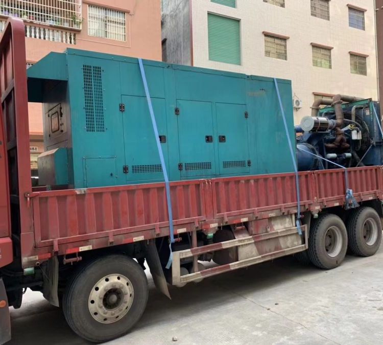 西塞山如何在不同负载率下确保 400KW 柴油发电机组的正常运行？