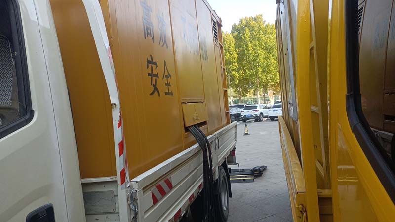 西塞山如何判断柴油发电机组和UPS电源的切换时间是否符合要求？